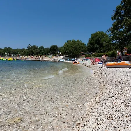 Zea Apartamento Funtana