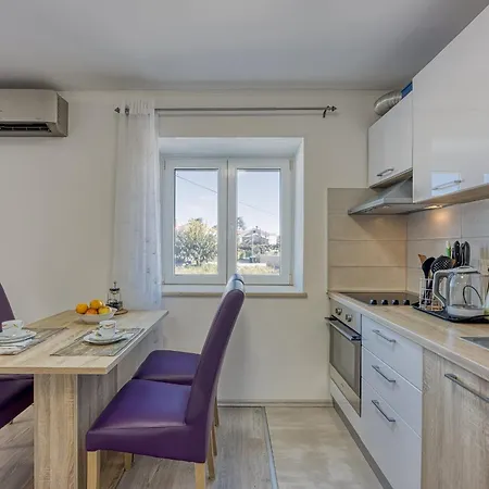 Apartamento Zea Funtana